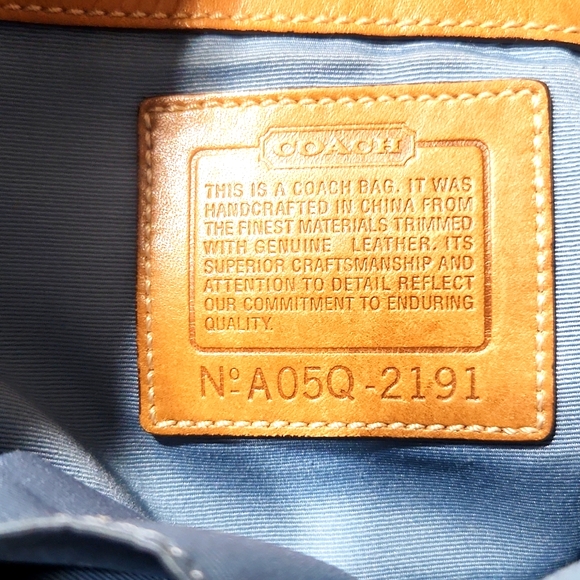 Coach Patchwork Leather Suede Canvas Signature Large Bucket Shoulder Bag - Picture 4 of 13